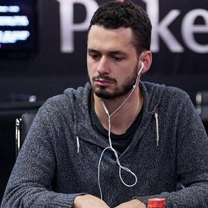 Alex Livingston, last Canadian standing in 2019 WSOP Main Event, crawls from dead space to fourth place.